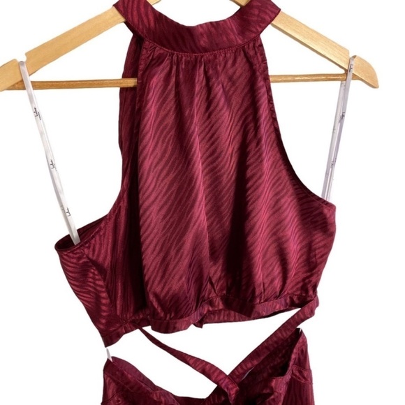 NEW LULU'S Fierce Vision Red Jacquard Print Satin Cutout Midi Dress XS - Picture 8 of 9